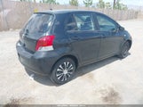 TOYOTA YARIS JTDKT4K34A5318142 снимка