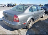 VOLKSWAGEN PASSAT GLS 1.8T WVWAD63B05P029893 photo