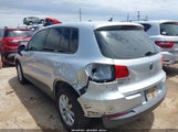 Volkswagen Tiguan 2.0T/2.0T S WVGBV7AX6HK051108 снимка