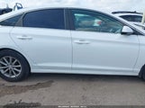 HYUNDAI SONATA SE 5NPE24AF5JH700501 снимка