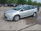 FORD FOCUS SE 1FAHP3F28CL412572 photo