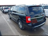 Chrysler Town & Country Touring-L 2C4RC1CG8FR697445 fotografie