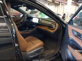 Toyota Crown Signia Limited JTDACAAJ0S3003488 снимка