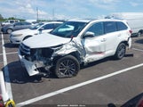 Toyota Highlander Xle 5TDJZRFHXJS808978 снимка