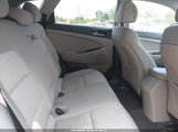 HYUNDAI TUCSON SE KM8J2CA42JU768621 снимка