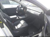 Tesla Model Y Performance Dual Motor All-Wheel Drive 7SAYGDEF6NF457734 fotografie