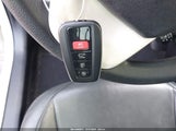 TOYOTA PRIUS TWO JTDKBRFU5H3044068 снимка