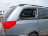 TOYOTA SIENNA LE 5TDJK4CC1AS030733 снимка