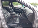 JEEP GRAND CHEROKEE OVERLAND 4X4 1C4RJFCG1KC570199 fotografie