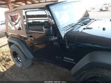 Jeep Wrangler Sport 1C4AJWAG8FL722100 снимка