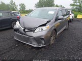 TOYOTA SIENNA LIMITED 7 PASSENGER/LIMITED PREMIUM 7 PASSENGER/XLE 7 PASSENGER/XLE 8 PASSENGER 5TDYZ3DC6JS930546 photo