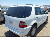 MERCEDES-BENZ ML 320 4JGAB54E5YA157431 снимка