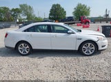 Ford Taurus Limited 1FAHP2FW4CG142553 снимка