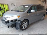 TOYOTA SIENNA LE 8 PASSENGER 5TDKK3DC2FS643769 снимка