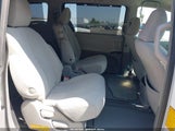 TOYOTA SIENNA LE V6 5TDKK3DCXBS065124 снимка