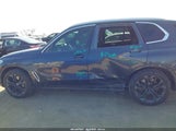 BMW X5 xDrive50I 5UXJU2C54KLN65900 fotografie