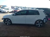 VOLKSWAGEN GOLF GTI 2.0T AUTOBAHN/2.0T S/2.0T SE 3VW547AU7JM256121 fotografie