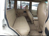JEEP CHEROKEE SPORT 1J4FT68S6SL590906 снимка