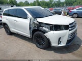 Toyota Highlander Xle 5TDJZRFH1JS543786 fotografie