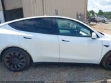TESLA MODEL Y LONG RANGE DUAL MOTOR ALL-WHEEL DRIVE/PERFORMANCE DUAL MOTOR ALL-WHEEL DRIVE 5YJYGDEF9LF046757 photo