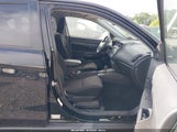 Mitsubishi Outlander Sport 2.0 Le JA4AR3AUXJU015025 photo