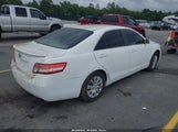 TOYOTA CAMRY LE 4T1BF3EK2AU527689 снимка