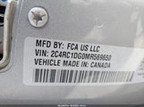 Chrysler Voyager Lxi 2C4RC1DG0MR569650 снимка