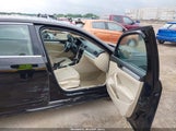 VOLKSWAGEN PASSAT 2.5L SE 1VWBH7A30DC135421 photo