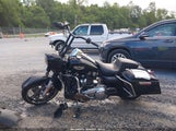 HARLEY-DAVIDSON FLHR ROAD KING 1HD1FBC13JB612118 снимка