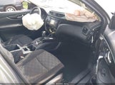 NISSAN ROGUE SPORT SV JN1BJ1CP3JW195386 снимка