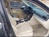Volkswagen Passat 2.5L Se 1VWBP7A31DC122602 снимка