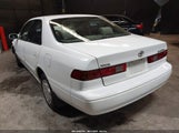 TOYOTA CAMRY LE 4T1BG22K1XU888402 снимка