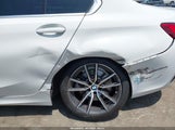 BMW 330I WBA5R1C03MFK81966 снимка
