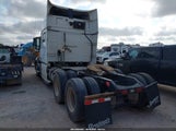 VOLVO VN VNL 4V4NC9EH5FN910646 снимка