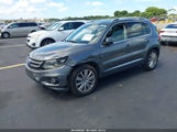 Volkswagen Tiguan Se WVGAV7AX5GW523799 photo