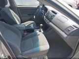 TOYOTA CAMRY LE 4T1BE32K95U563280 снимка