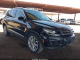 VOLKSWAGEN TIGUAN SE WVGBV7AX7CW559296 fotografie