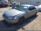 TOYOTA CAMRY LE V6 JT2BF28K0X0163310 снимка