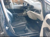 Chrysler Pacifica Touring L 2C4RC1BG6RR100900 снимка