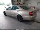 TOYOTA CAMRY LE 4T1BE32KX2U032374 снимка