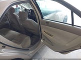 TOYOTA CAMRY LE 4T1BE32KX2U032374 снимка