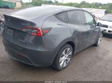Tesla Model Y Long Range Dual Motor All-Wheel Drive 5YJYGDEE2LF048017 fotografie