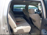 Toyota Tundra Base 4.7L V8 5TFET54158X020020 photo