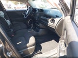 Jeep Renegade Latitude 4X4 ZACCJBBB9HPG58393 снимка