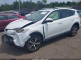 TOYOTA RAV4 XLE JTMRFREV4JJ733422 снимка