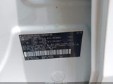 TOYOTA RAV4 XLE JTMRFREV4JJ733422 снимка