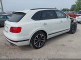 Bentley Bentayga V8 SJAAM2ZV2KC024581 снимка