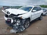 JEEP CHEROKEE LATITUDE PLUS 4X4 1C4PJMLB9KD114168 снимка