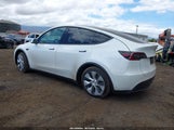 Tesla Model Y Performance Dual Motor All-Wheel Drive/Standard Range Rear-Wheel Drive 5YJYGAED0MF176005 снимка