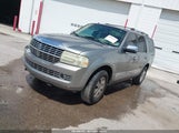 LINCOLN NAVIGATOR 5LMFU27598LJ18739 снимка